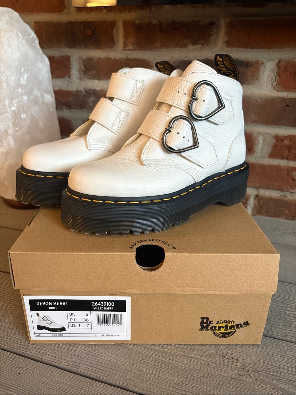 Dr. Martens White Devon Heart Boots